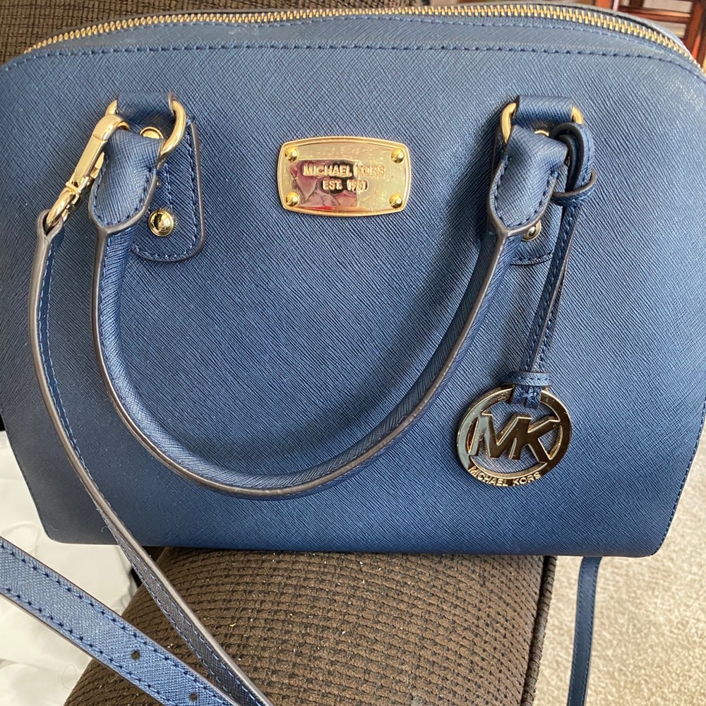 Authentic Michael Kors purse with wallet